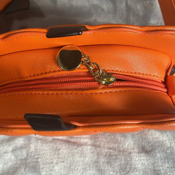 Brand new pumpkin purse - Picture 8 of 11